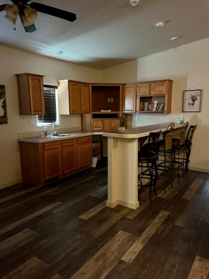 Parker Strip Pool House With Game Room! エクステリア 写真