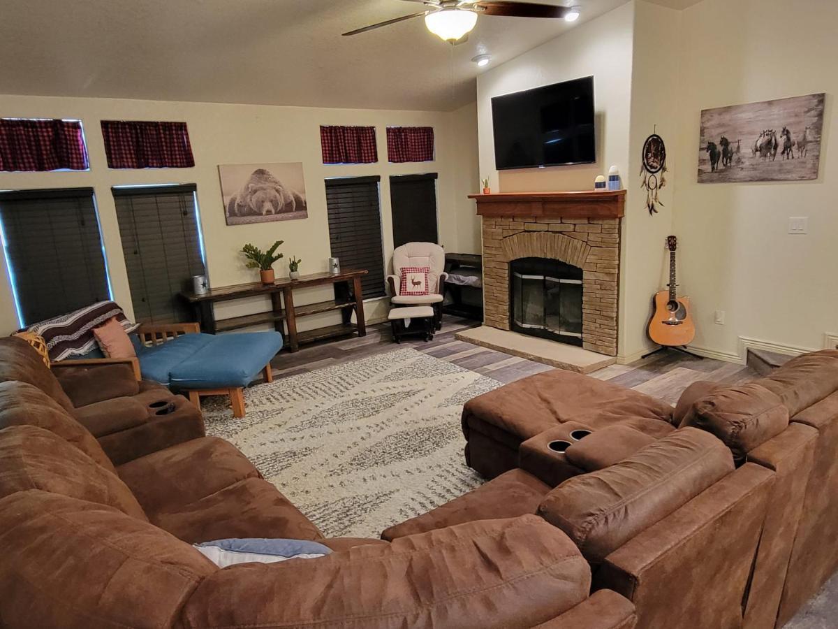 Parker Strip Pool House With Game Room! エクステリア 写真