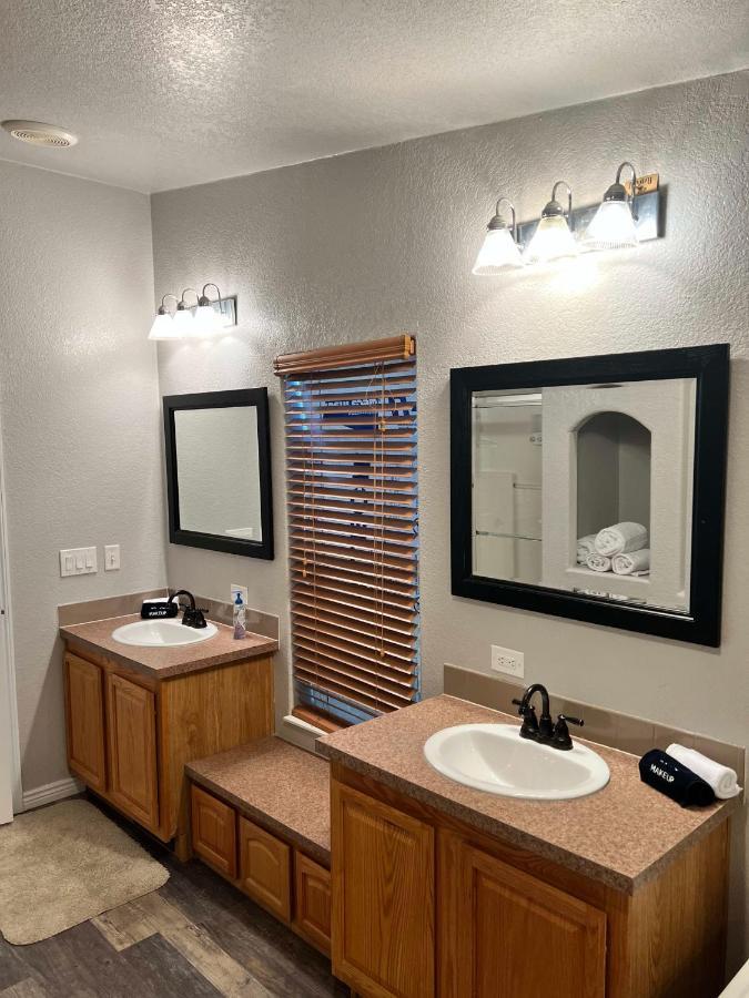 Parker Strip Pool House With Game Room! エクステリア 写真